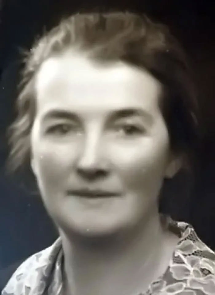 Karolina Ollson cuối cùng đã thức dậy sau giấc ngủ dài 32 năm của mình.