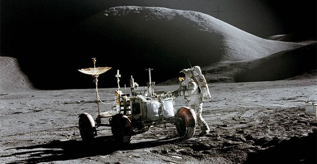 Căn bệnh lạ ảnh hưởng đến tất cả những người từng đặt chân đến Mặt trăng