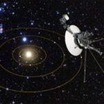 Tàu Voyager 1 trục trặc khi bay cách Trái đất 24 tỷ km