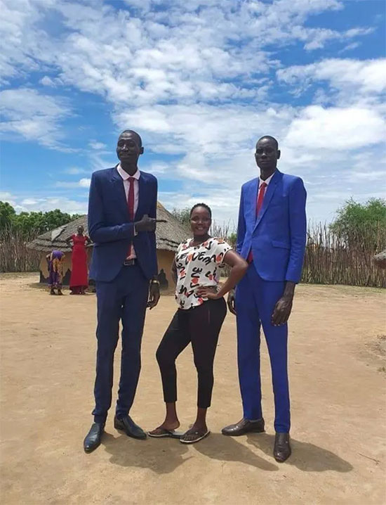 Người Dinka có nguồn gốc từ Gezira ở khu vực ngày nay là Sudan.