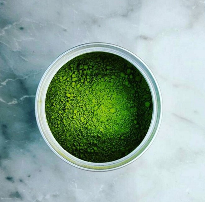 Matcha chứa một lớp chống oxy hóa đặc biệt có tên catechin. Matcha chứa một lớp chống oxy hóa đặc biệt có tên catechin.