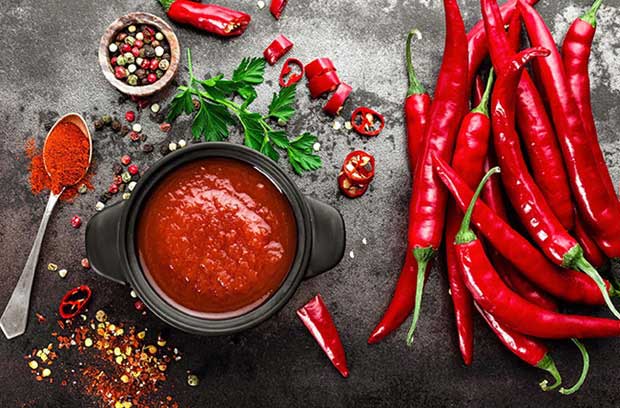 an-cay-1 Ớt có khả năng thúc đẩy tuần hoàn máu, có tác dụng xua tan hàn khí làm ấm cơ thể.