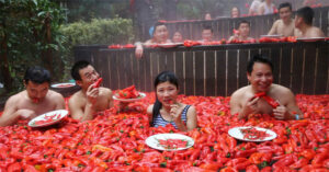 Các tín đồ ăn cay có lẽ sẽ thích thú khi biết có 14 lợi ích của việc này