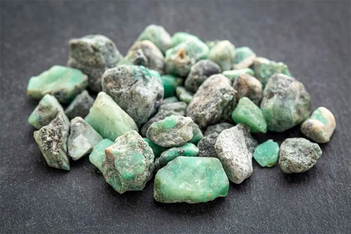 beryli-2 Các nhà nghiên cứu tìm thấy mỏ quặng beryli khổng lồ ở Tân Cương.