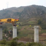 Trung Quốc phát minh “siêu cỗ máy” bất bại, có khả năng xây cầu khổng lồ chỉ trong vài ngày